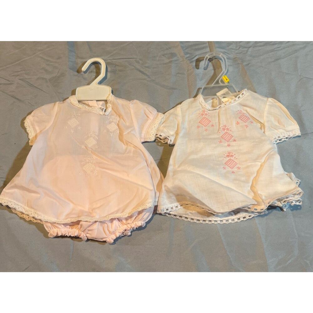 ( 2 ) 2-Piece Baby Outfits by Alba Of Denmark Size 3 Months